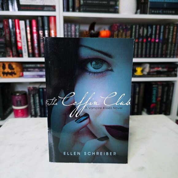 The entire VAMPIRE KISSES Series - Ellen Schreiber (PAPERBACK) - Picture 5 of 9